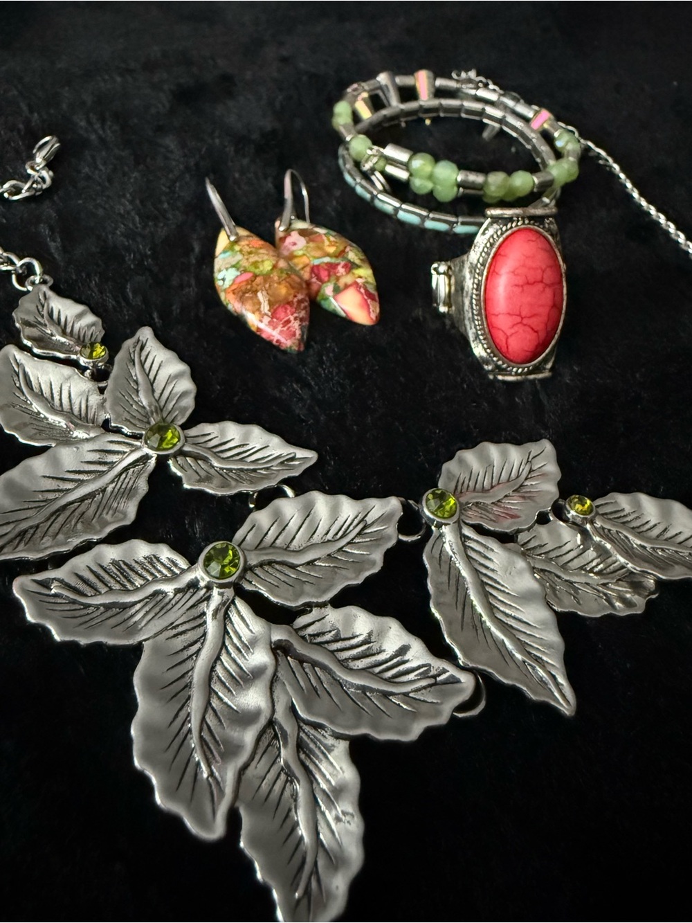 Wild Grace Curated Botanical 5 Piece Jewelry Set Silver Leaves Imperial Jasper - Picture 3 of 10